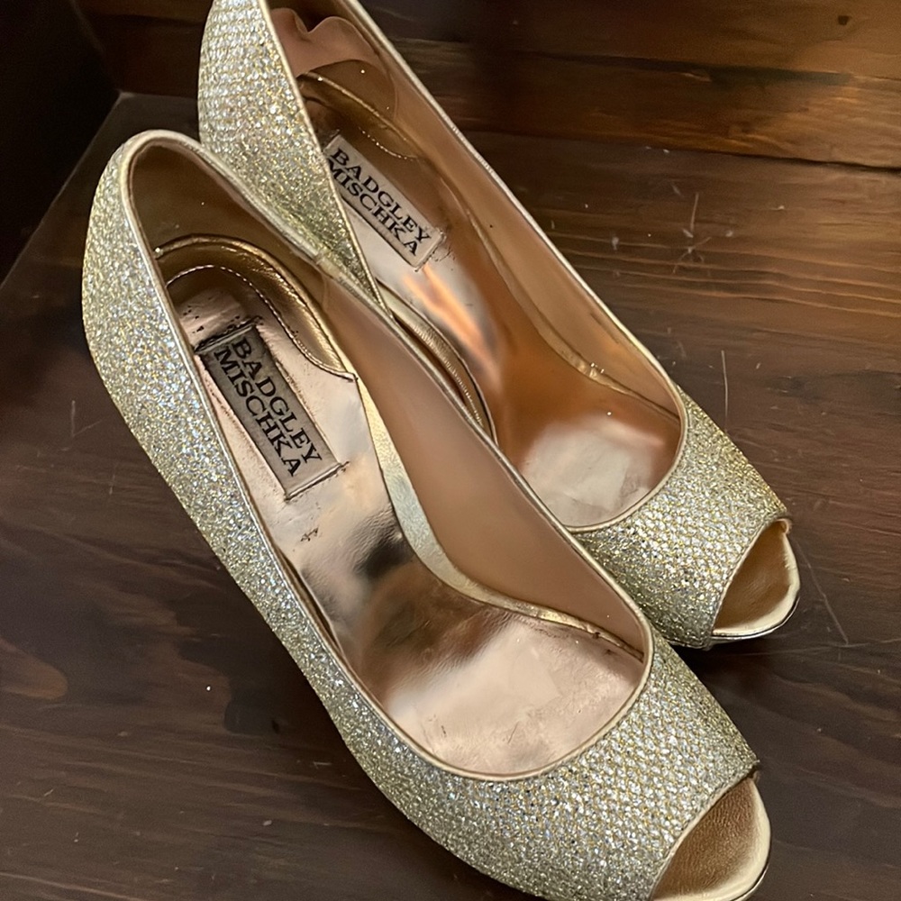 Badgley Mischika peep toe heals